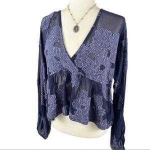 Wilfred by ARITZIA ‘Augustine’ Cropped Sheer Floral Embroidered Blouse